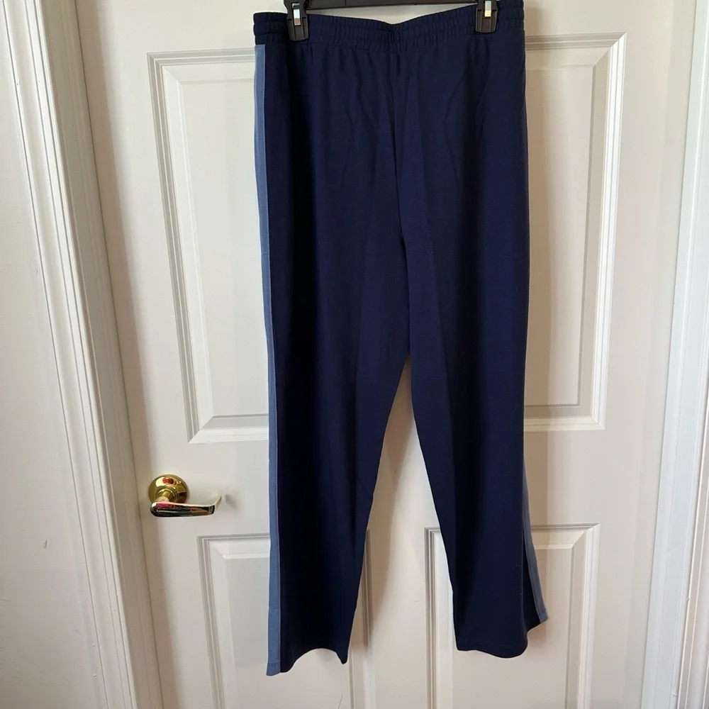Nautica Navy Blue Long Sleeve and Pant Pajama Set Size L